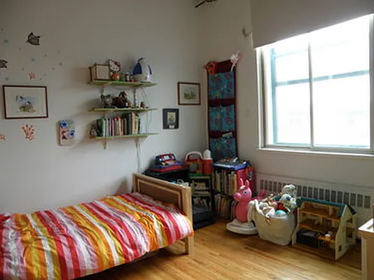 Sold by Vespa Properties Group | media 15