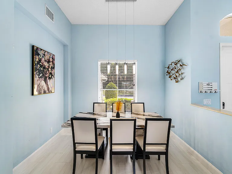 4180 Manor Forest Trl — Photo 9