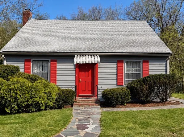 62 W Union St, Ashland, MA 01721