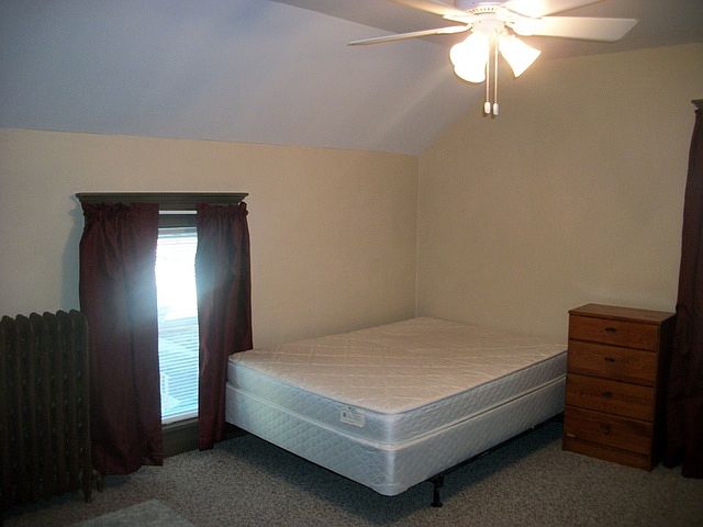 2nd image of 312 S 4th St APT 4