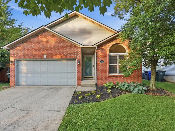 2909 Masters View Rd, Lexington, KY 40511