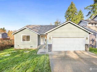 7123 E Nightingale St, Port Orchard, WA