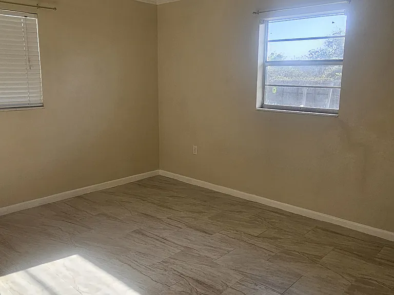 31259 Fernway St — Photo 5