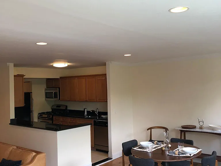 The Chalet Apartments — Photo 16