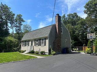 35 Nauset Ln, Centerville, MA 02632