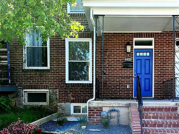 2nd image of 4432 Newport Ave