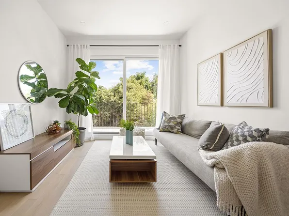 48 Stanhope St #2R, Brooklyn, NY 11221