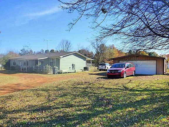 3rd image of 153 County Road 1775