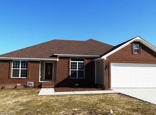 118 Huxley Rd, Martin, TN 38237