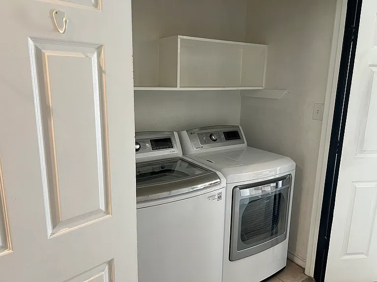 1504 Ridgewood Dr — Photo 16