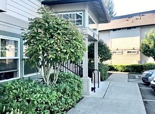 719 11th Ave SE APT 8, Olympia, WA 98501
