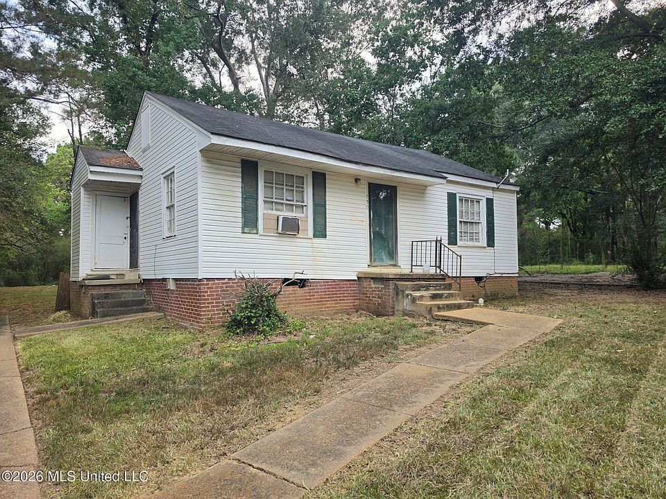 1st image of 959 Combs St