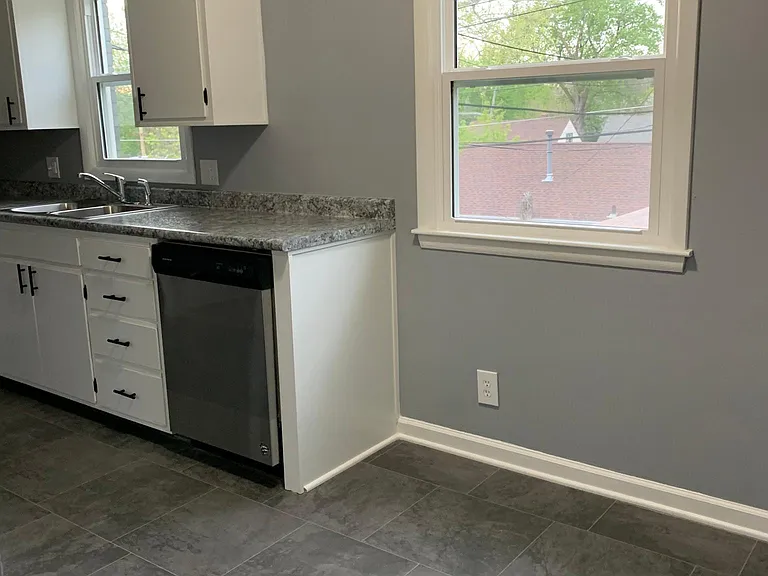 6020 Birch St #6 — Photo 5