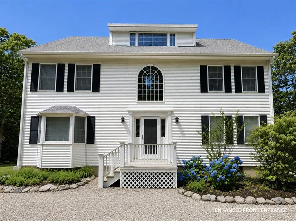 81 Whalers Walk, Edgartown, MA 02539