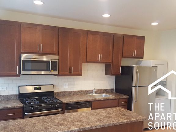 2nd image of 4871 N Washtenaw Ave APT 2