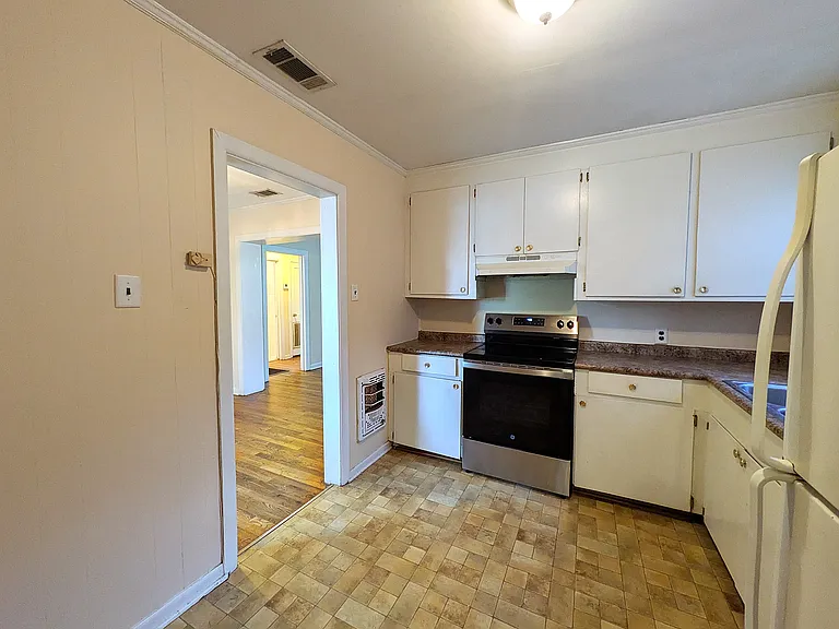 416 N 19th Ave — Photo 15