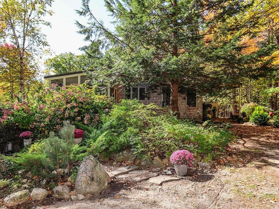 1st image of 109 Duck Pond Lane