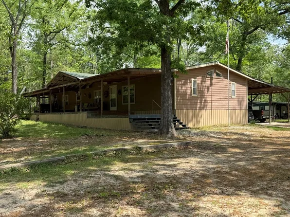9013 State Highway 63 E, Burkeville, TX 75932