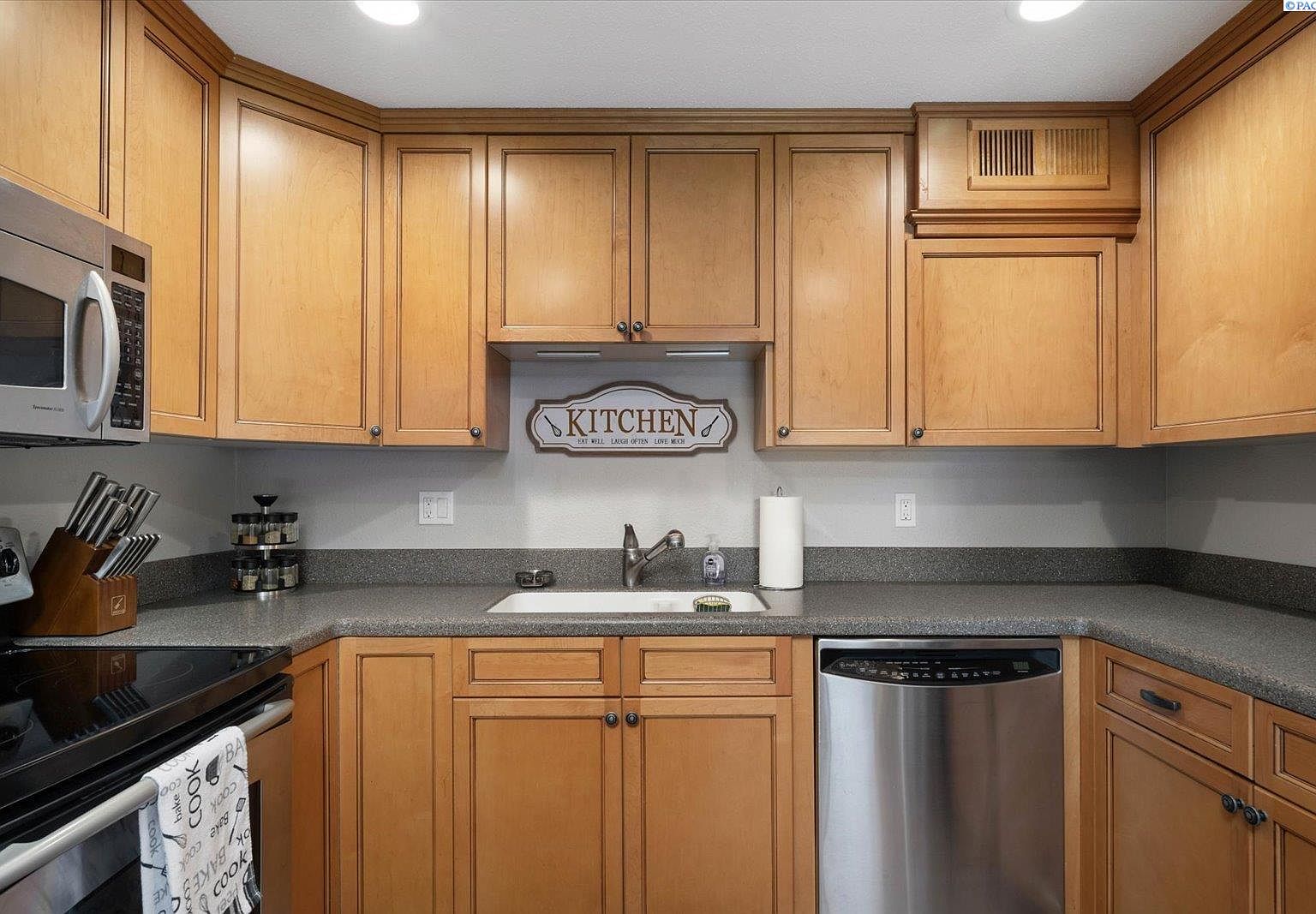 303 Gage Blvd APT 119