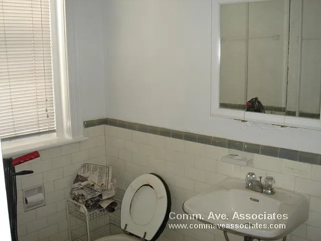 119 Sutherland Rd #A — Photo 2