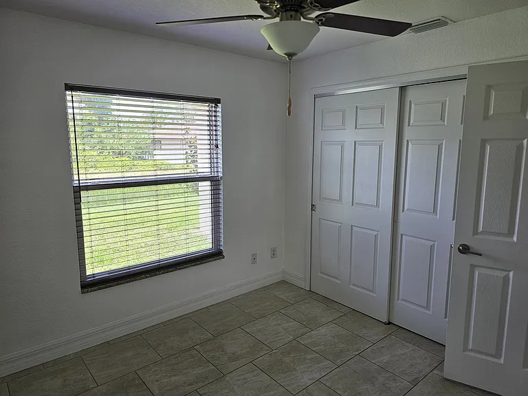 4535 Maplewood Ter — Photo 19