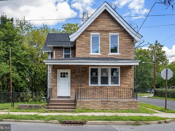 11 Bispham St, Mount Holly, NJ 08060