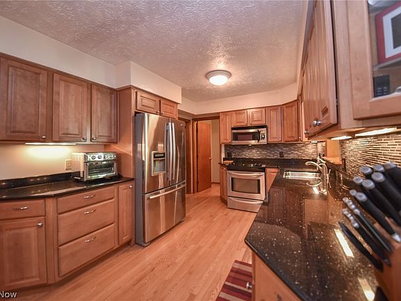 4th image of 11560 Brady Ln