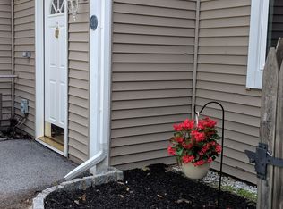 41-D White Farm Rd, Saratoga Springs, NY 12866