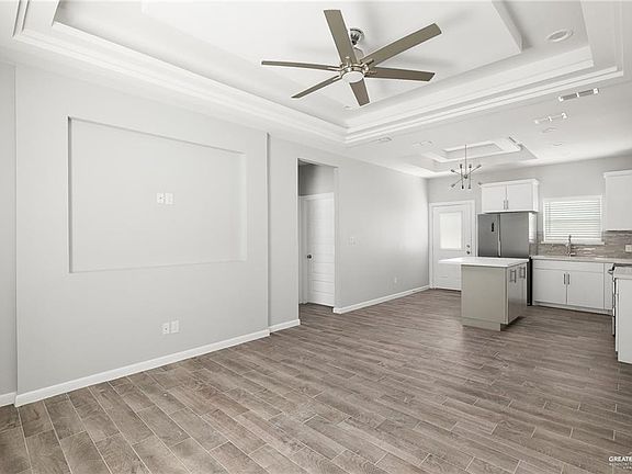 4th image of 405 Rafael Dr