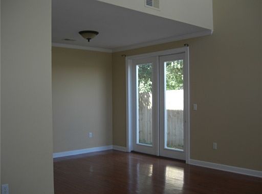 3rd image of 185 Saint Jude St