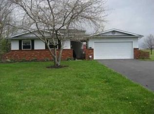 8430 Lake Rd NE, Millersport, OH 43046