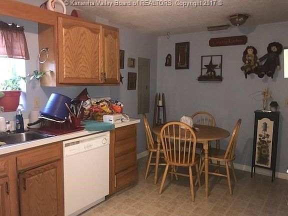 4th image of 3407 5th Ave