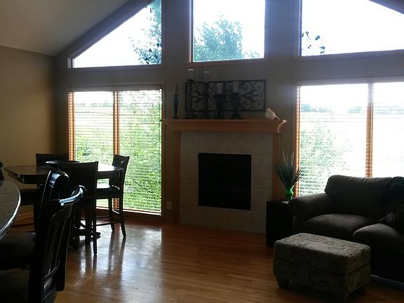 4th image of 16535 Bauman Cres