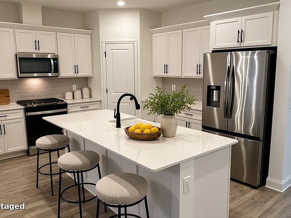 4th image of 3058 Mallard Dr