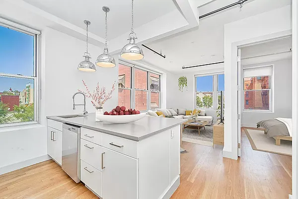 Rented by Living New York | media 10