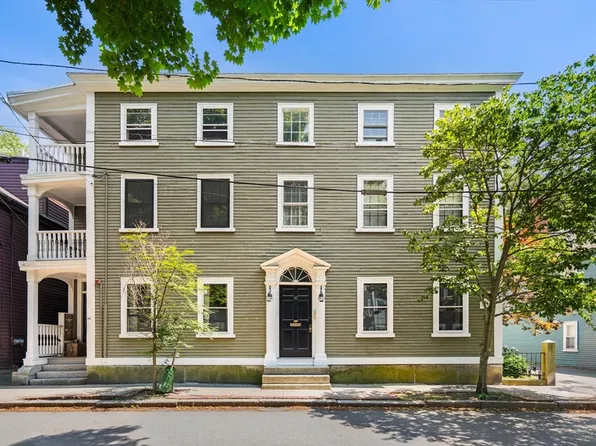 10 Andrew St APT 1B, Salem, MA 01970