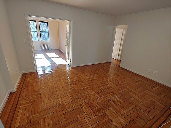 5th image of 437 Prospect Ave APT 1