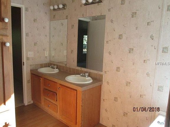 3rd image of 31720 S Lake Dr