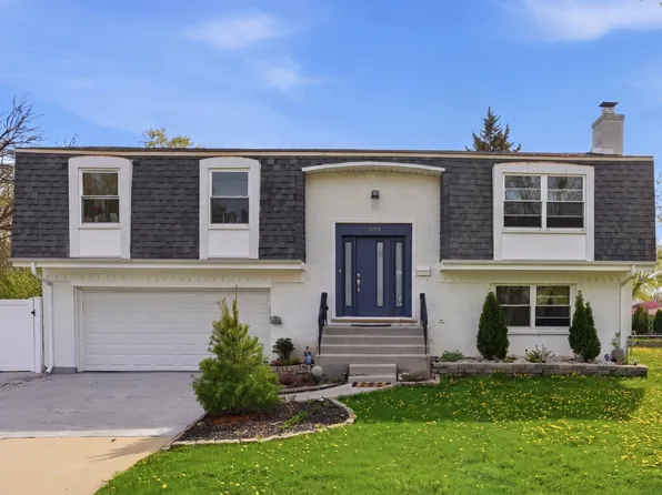 1065 N Smith St, Palatine, IL 60067