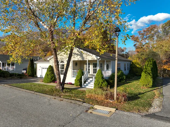 22 Cliff Road, Ledyard, CT 06339