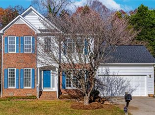 6318 Stonewick Dr, Jamestown, NC 27282