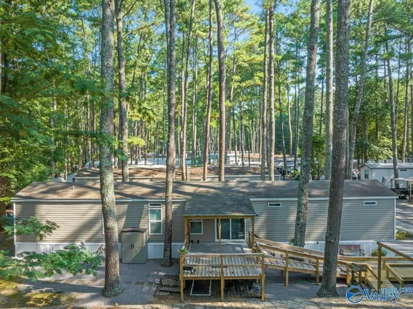 1455 Cha La Kee Rd, Guntersville, AL 35976