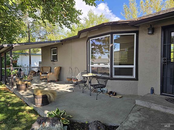 2nd image of 801 Hughes Dr