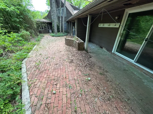 2755 Loch Haven Lake Dr APT 2, Roanoke, VA 24019