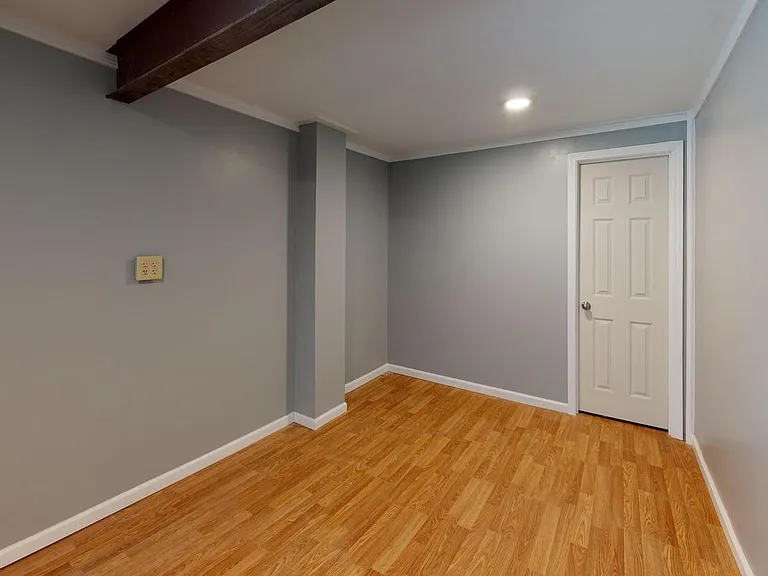 8604 N Troost Ave — Photo 14