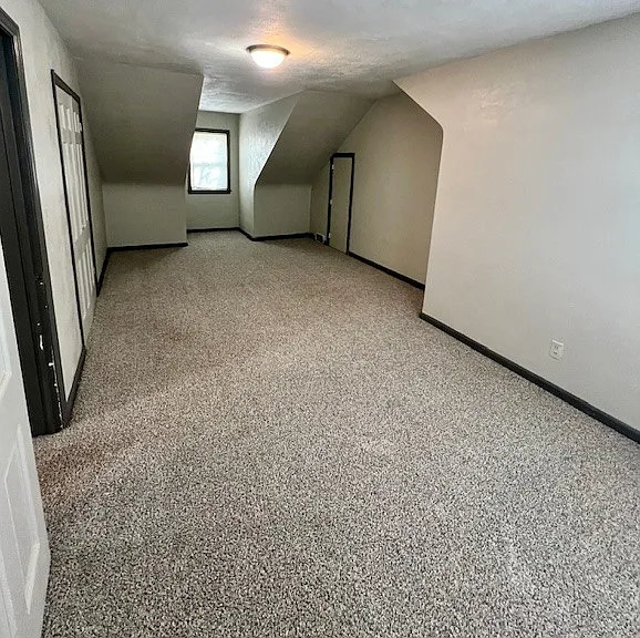 619 W La Claire Ln — Photo 8