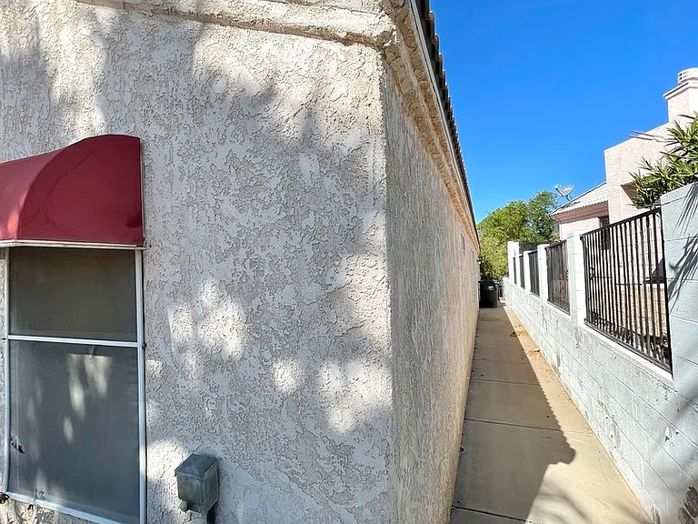2164 Hi Jolly Dr — Photo 37