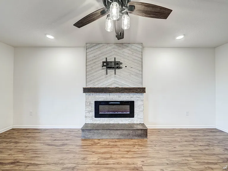 7138 Hatteras Blvd — Photo 9