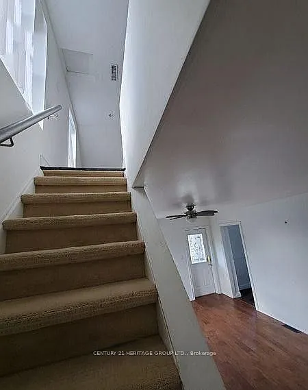 21 Victoria St #1 — Photo 5