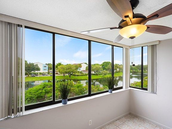 3rd image of 8040 Hampton Blvd APT 301